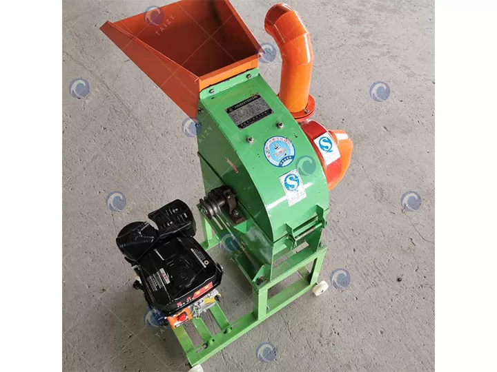 Poultry hammer mill
